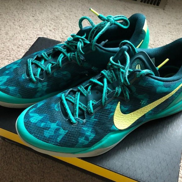 Size 10 - Nike Kobe 8 Supernatural low top men's blue ball shoes 587551-373 - Picture 2 of 7